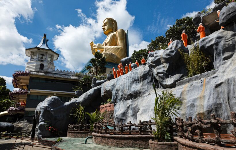 Negombo-Sigiriya-Dambulla-Mahiyanganaya-Polonnaruwa-Anuradhapura-Trincomalee-Kandy-Nuwara Eliya-Ella-Galle-Colombo Tour