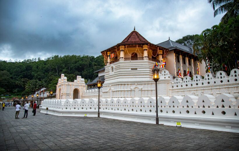 Kandy-Nuwara Eliya-Yala-Galle Tour